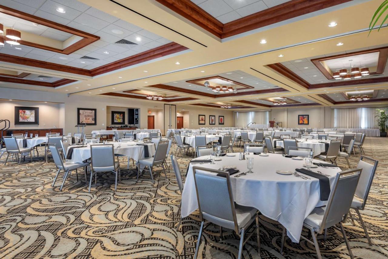 Best Western Plus Oswego Hotel&Conference Center Zewnętrze zdjęcie