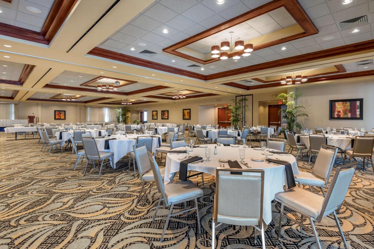 Best Western Plus Oswego Hotel&Conference Center Zewnętrze zdjęcie